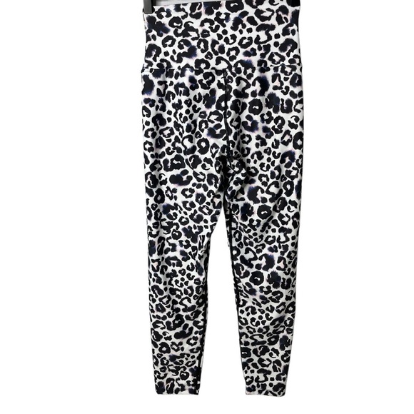 Beach Riot Leopard Print High Waist Leggings Black White Size Large Athletic - Picture 3 of 5